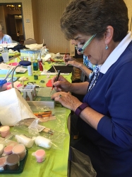 Karen Tomajan in a workshop at the 2016 Seattle National Convention.